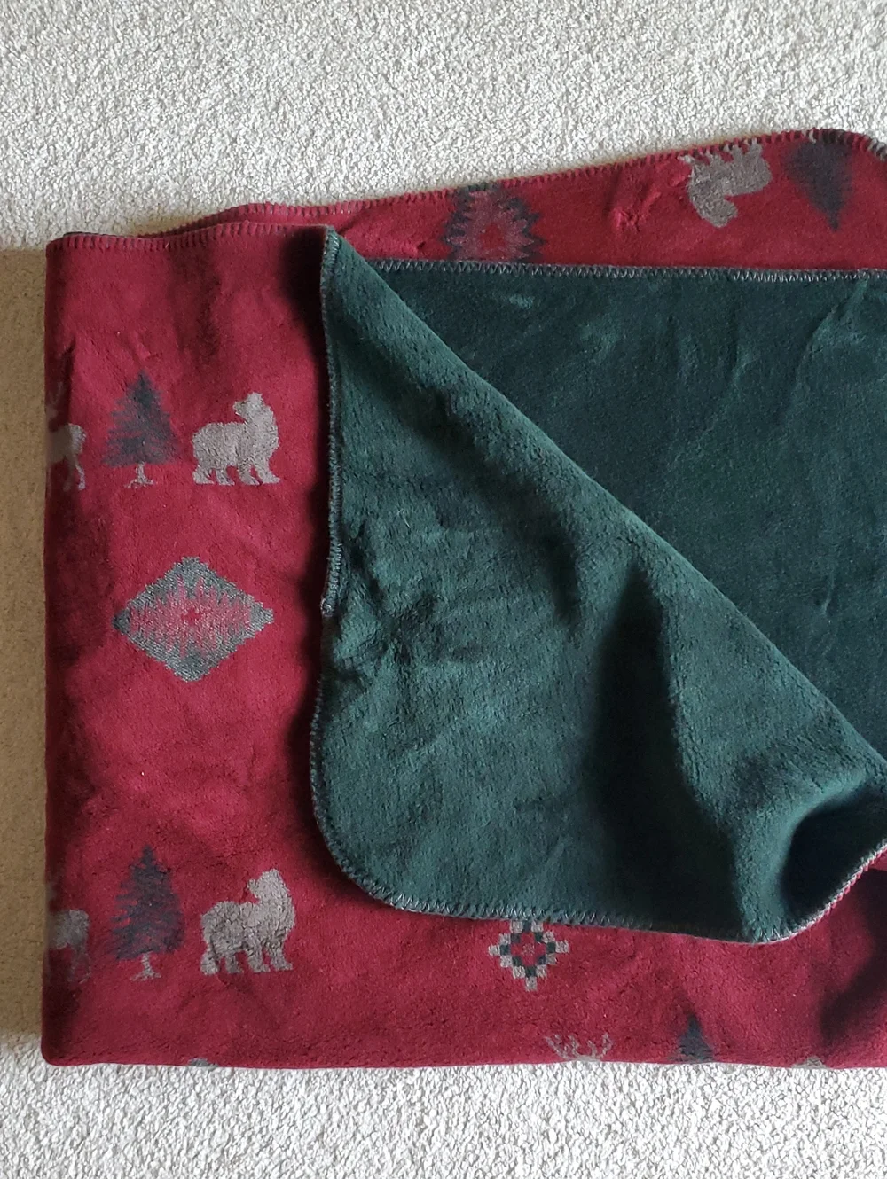 Cozy Thick Double Side Red Woodland Throw Blanket 48x60 Pillow 16